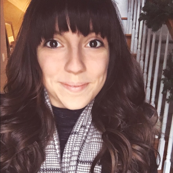 Meet your Posher, Paloma - Picture 4 of 4