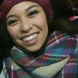 Meet your Posher, Lizzi