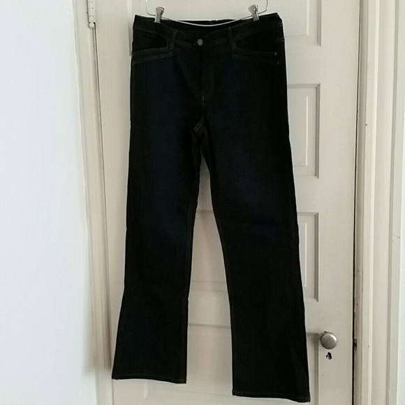 High waisted jeans