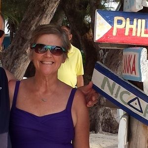 Meet your Posher, Carol