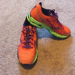 Mizuno Wave Rider 17