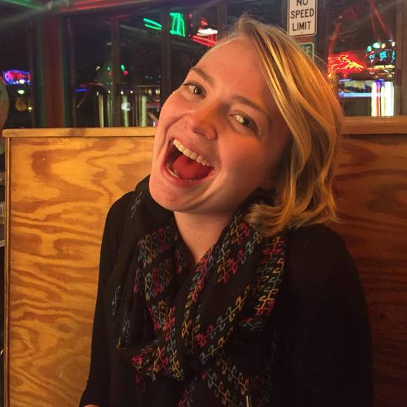 Meet your Posher, Kaitlin - Picture 1 of 1