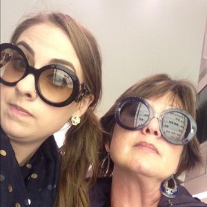 Meet your Posher, Lynne