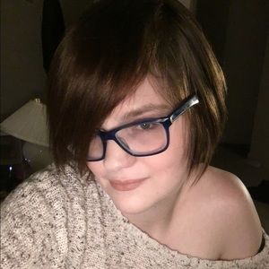 Meet your Posher, Nora