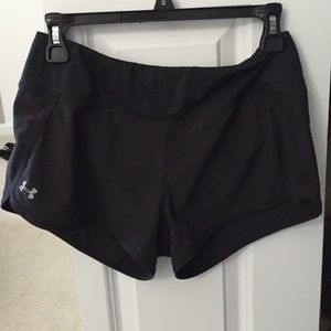 Under armour shorts with lining