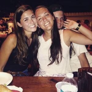 Meet your Posher, Olivia