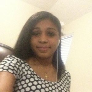 Meet your Posher, Stefanie