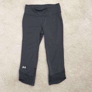 Under Armour Grey Fly-by compression capris