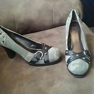 MIA camo heels