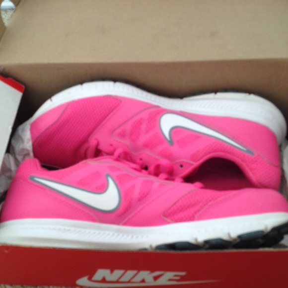 Nike downshifters