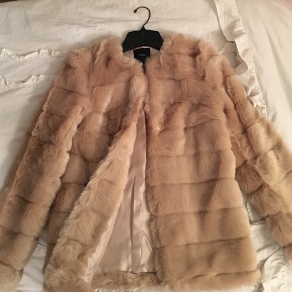 Collarless faux fur coat!