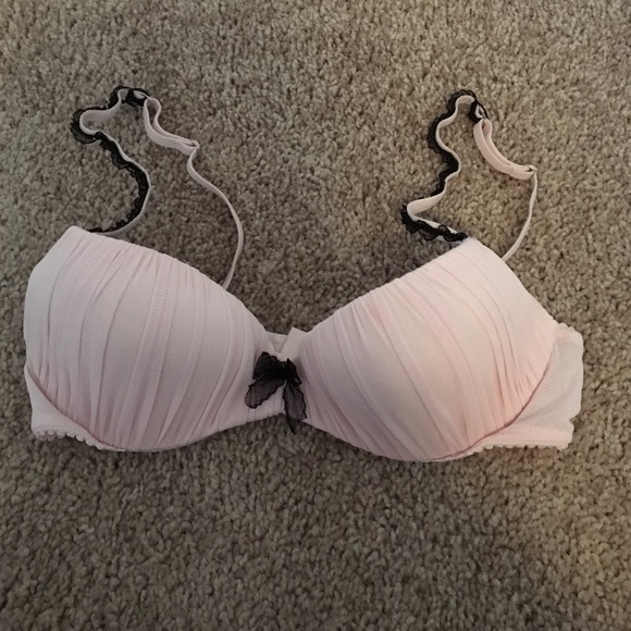 Victoria's Secret- padded Demi bra- 32B