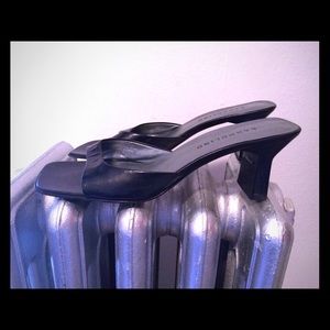 LAST CHANCE BEFORE DONATING💥Bandolino Slip-ons.