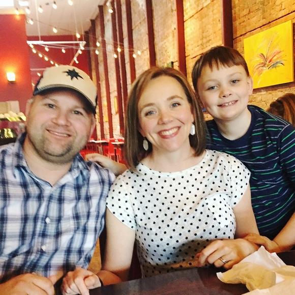 Meet your Posher, Karen - Picture 2 of 2