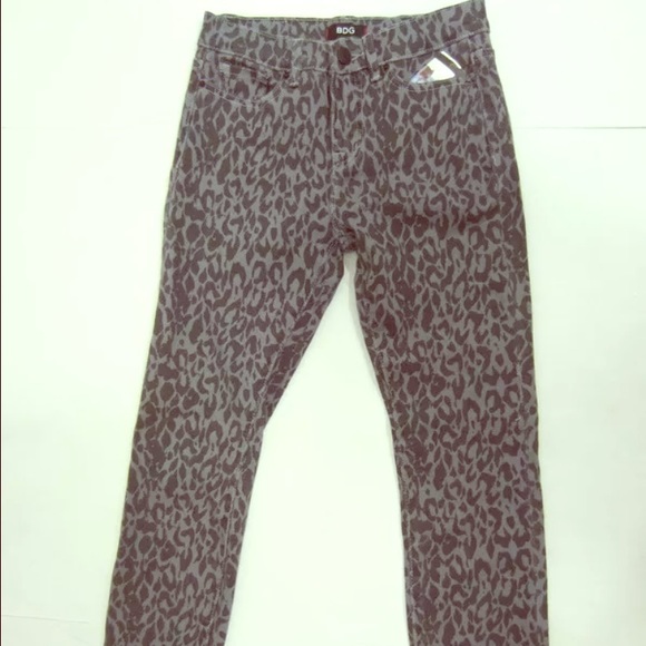 NWT High Rise Cigarette Ankle BDG Jeans