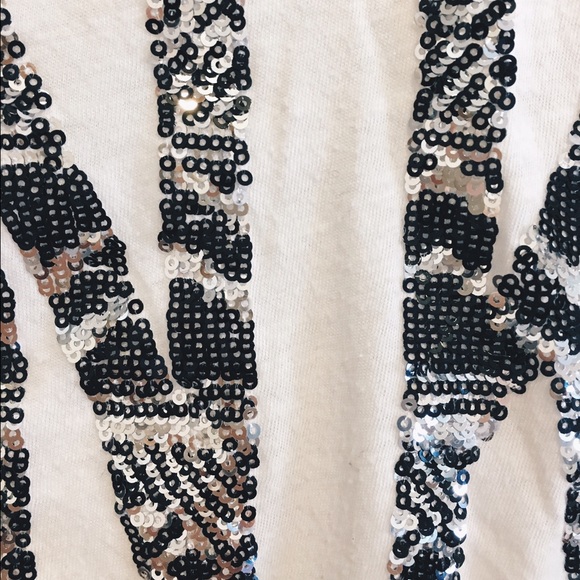 Victoria's Secret PINK sequin t-shirt - Picture 3 of 4