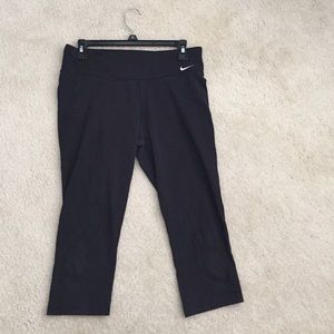 Nike Dri-fit crops
