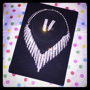 💍Rhinestone Necklace & Earring set💍