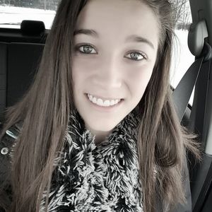 Meet your Posher, Abby