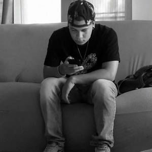 Meet your Posher, Dennis