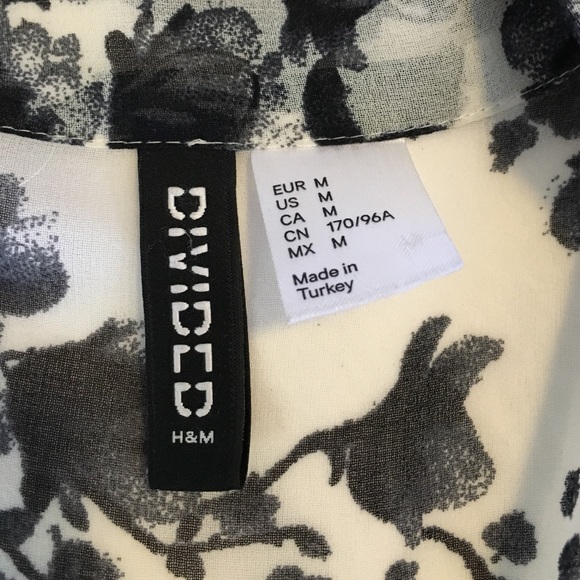 H&M divided shawl - Picture 4 of 4