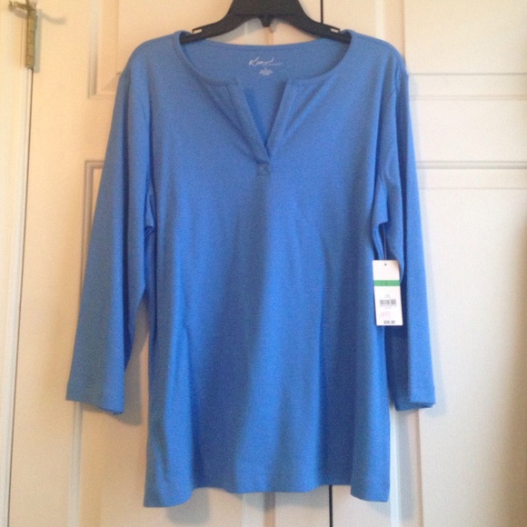 Pretty blue top