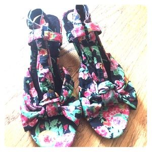 Blowfish small wedge sandal