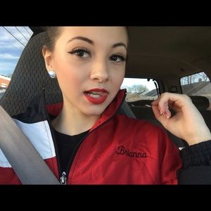 Meet your Posher, Brianna