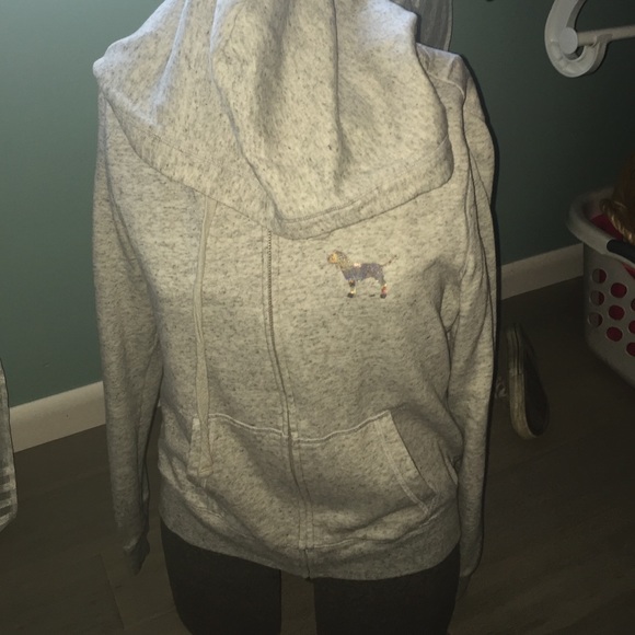 VS Pink gray zip up