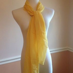 Yellow scarf