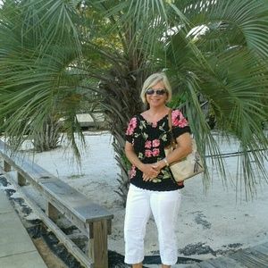 Meet your Posher, Vickie