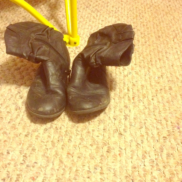 Smart fit boots