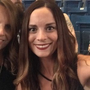 Meet your Posher, Ashley