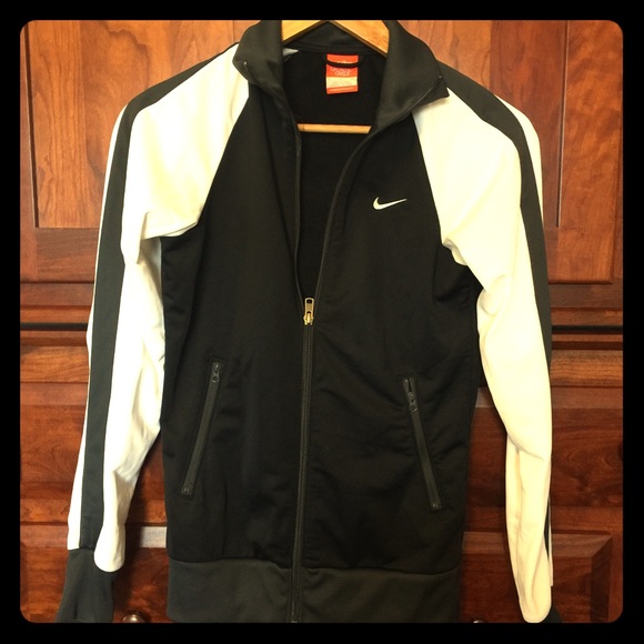 Nike jacket, small