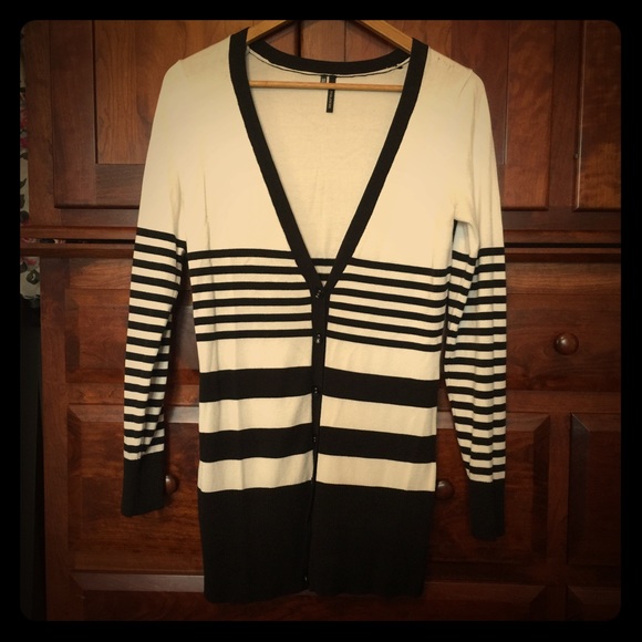 Maurices size small long cardigan