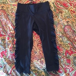 Lucy Ultimate X-Training Capri