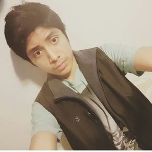 Meet your Posher, Saymo