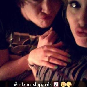 Meet your Posher, Kendra