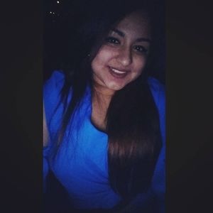 Meet your Posher, Mirella