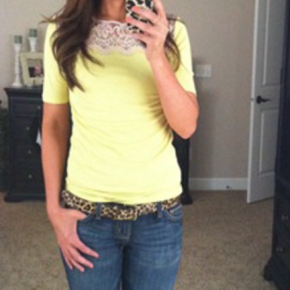 Ann Taylor Yoke Tee size small