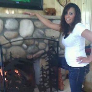 Meet your Posher, Connie