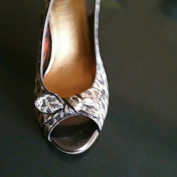 Shoes - Picture 3 of 3