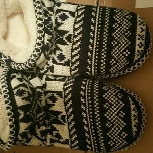 Muk Luks slippers