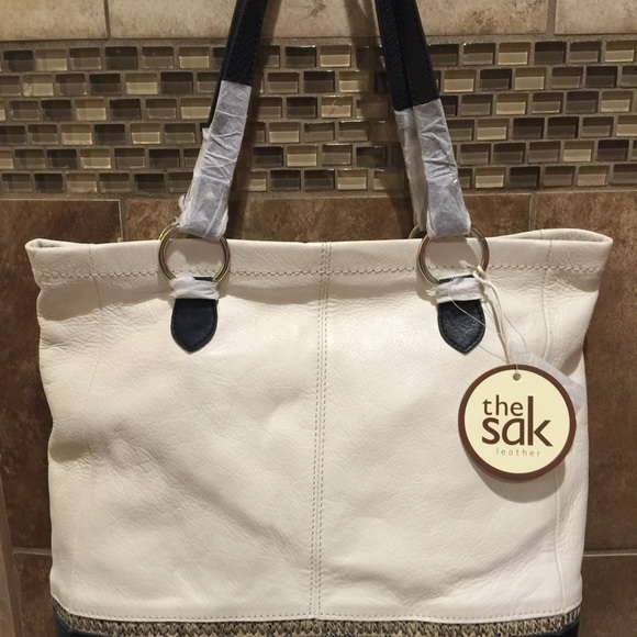 NWT Saks leather pocketbook