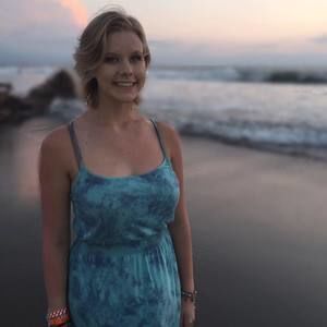 Meet your Posher, Natalie