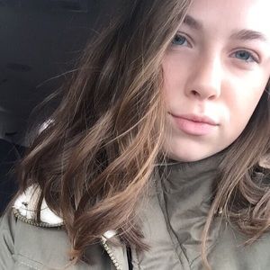 Meet your Posher, Tayler