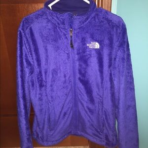 Women's L fleece north face jacket.