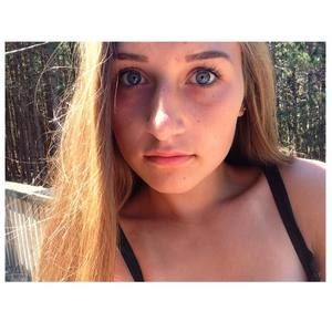 Meet your Posher, Abigail