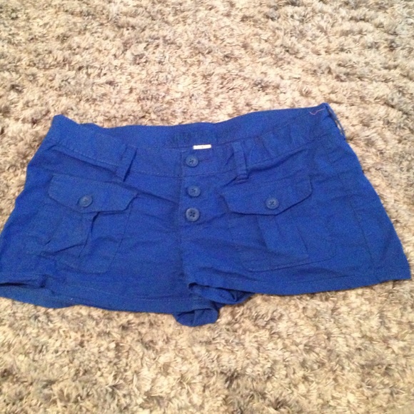 Blue shorts - Picture 1 of 4
