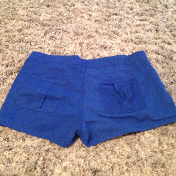 Blue shorts - Picture 4 of 4